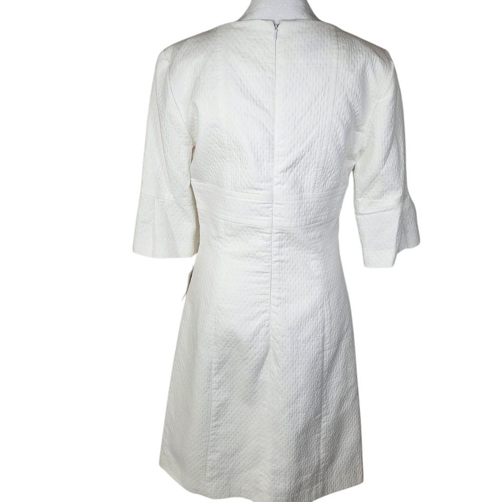 Donna Morgan‎ White and Gold Sheath Dress with Raglan Sleeves - Picture 5 of 11
